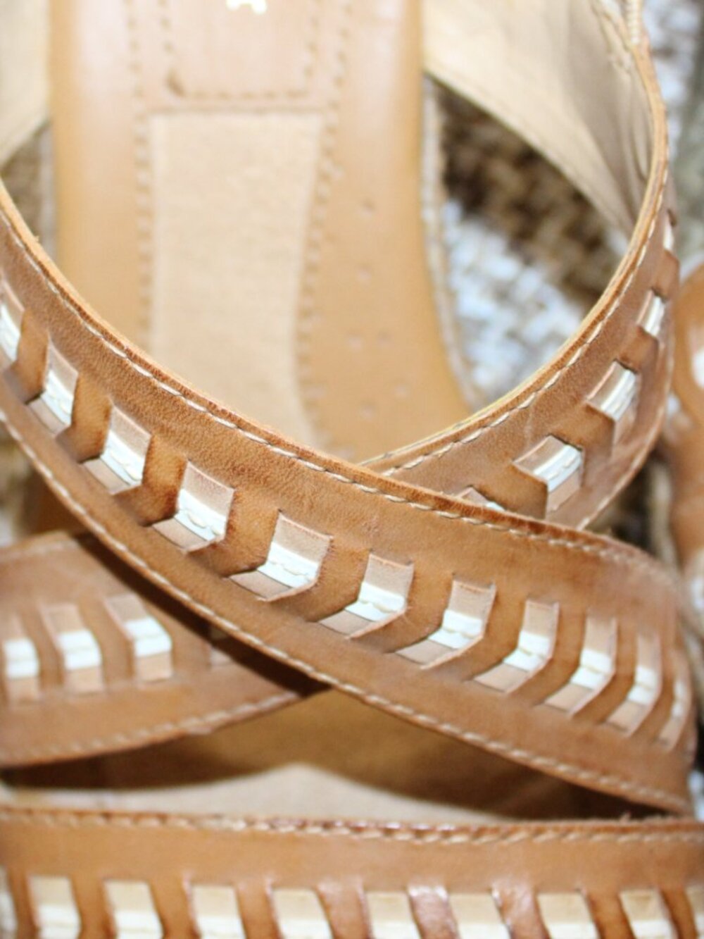 NWOT Naturalizer Oasis Leather Wedge Sandals 9 WIDE STUNNING!! - Picture 9 of 11